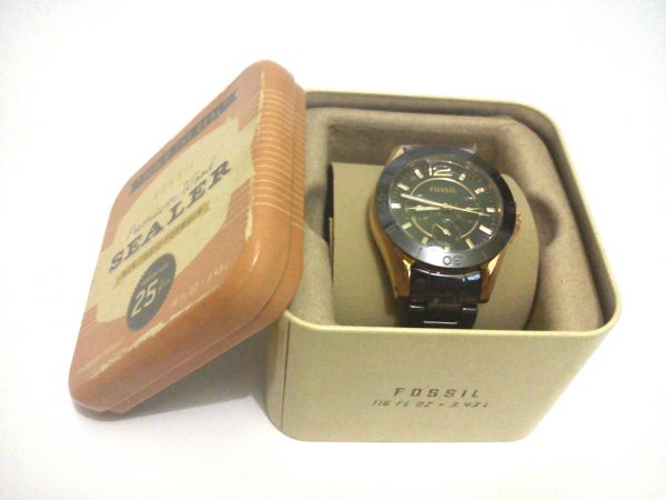 Relógio Fossil Feminino R$ 300,00